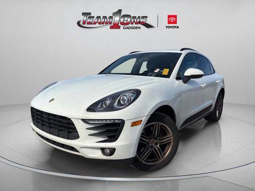 2018 Porsche Macan Base