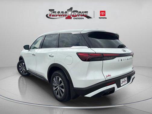 2023 INFINITI QX60 Pure