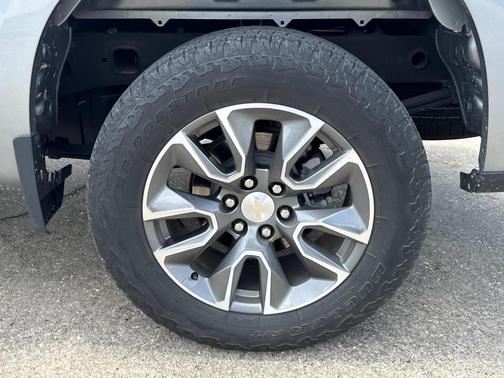 Gray 2023 Chevrolet Silverado 1500 LT