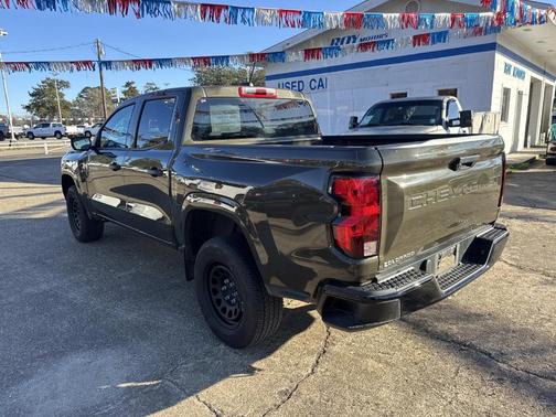2024 Chevrolet Colorado WT