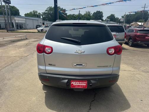 2011 Chevrolet Traverse LT