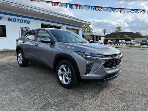 2024 Chevrolet Trax LS