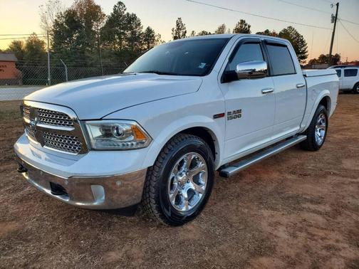2015 RAM 1500 Laramie