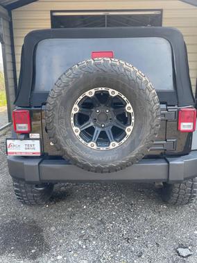 2017 Jeep Wrangler Sport