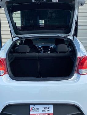 2017 Hyundai Veloster Base