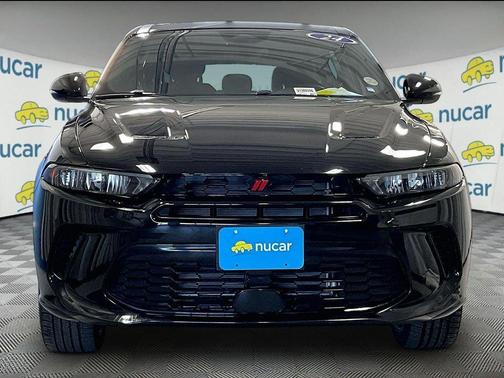 8 Ball 2024 Dodge Hornet R/T Plus EAWD