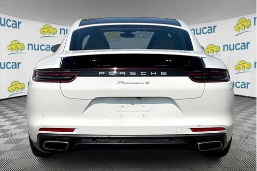 2019 Porsche Panamera 4