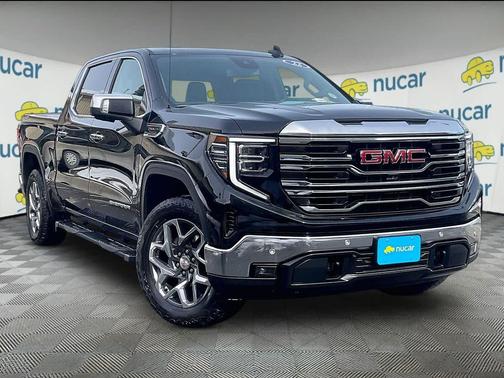 2022 GMC Sierra 1500 SLT