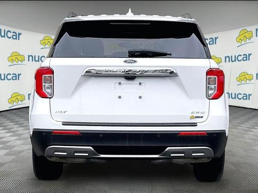 Star White Metallic Tri-Coat 2023 Ford Explorer XLT