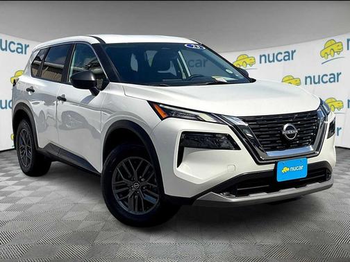 Glacier White 2023 Nissan Rogue S