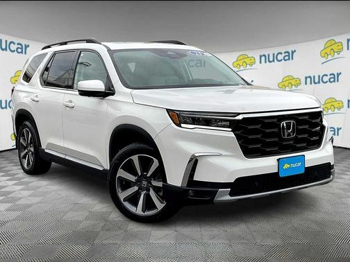 2023 Honda Pilot AWD Elite