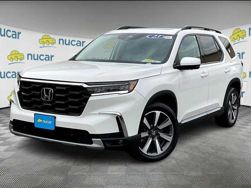 2023 Honda Pilot AWD Elite