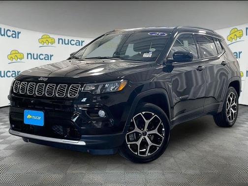Diamond Black Crystal Pearlcoat 2025 Jeep Compass Limited