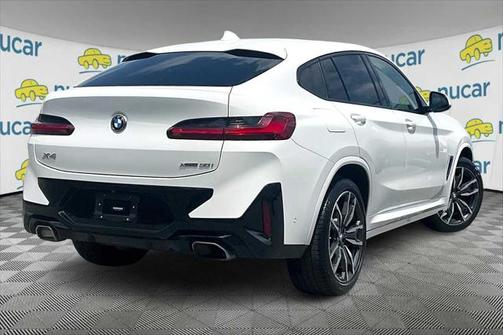 2022 BMW X4 xDrive30i