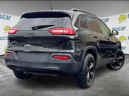 2016 Jeep Cherokee Altitude