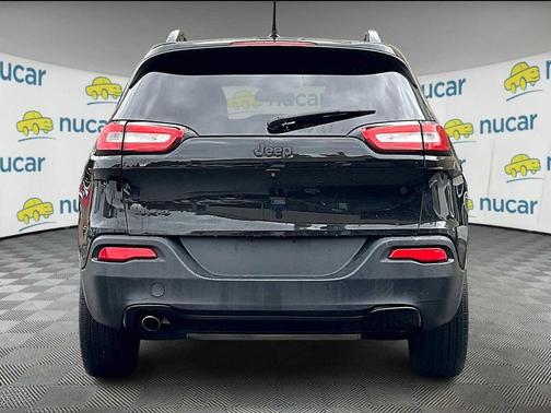 2016 Jeep Cherokee Altitude