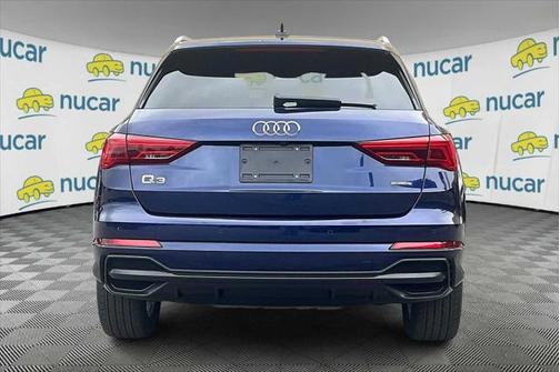 2022 Audi Q3 45 S line Premium