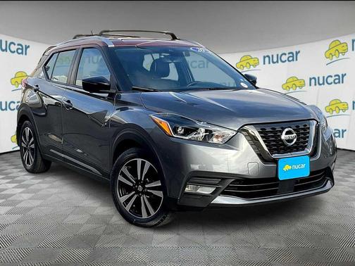 2020 Nissan Kicks SR