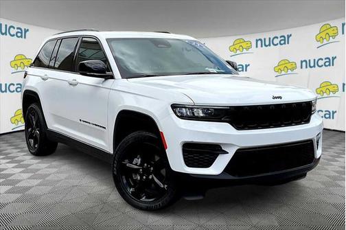 2023 Jeep Grand Cherokee Altitude