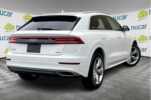 2022 Audi Q8 55 Premium Plus