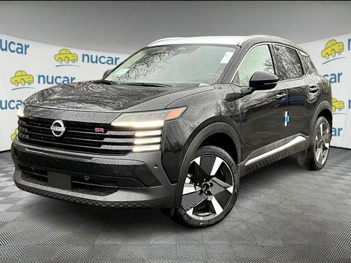 Super Black 2025 Nissan Kicks SR