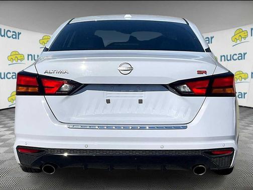 2023 Nissan Altima SR FWD