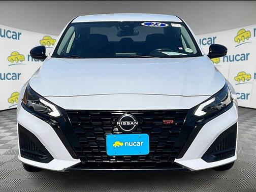2023 Nissan Altima SR FWD