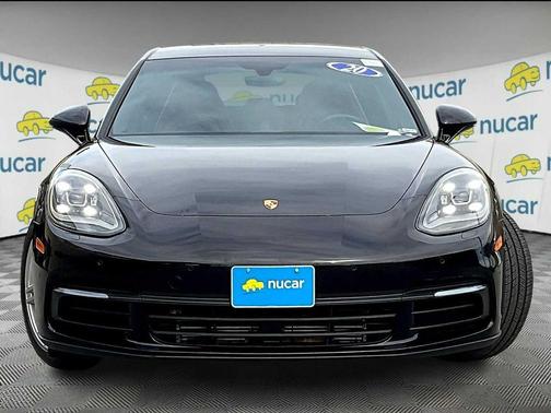 2020 Porsche Panamera 4