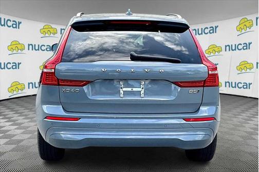 2023 Volvo XC60 B5 Core