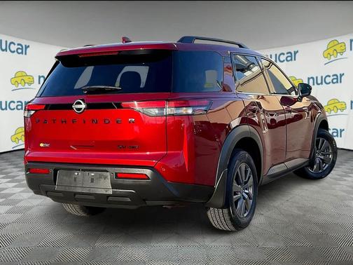 2024 Nissan Pathfinder SV 4WD