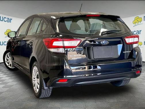 Crystal Black Silica 2019 Subaru Impreza 2.0i