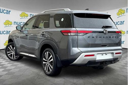 2023 Nissan Pathfinder Platinum 4WD