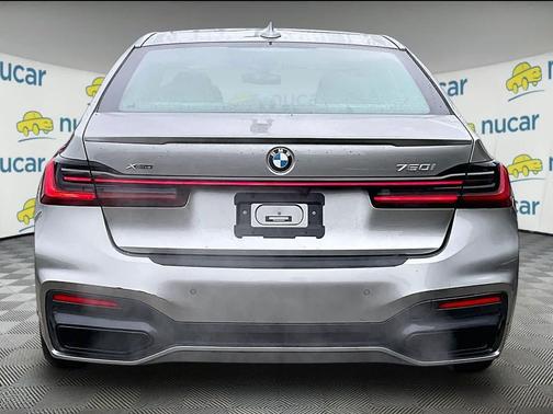 2022 BMW 750 i xDrive