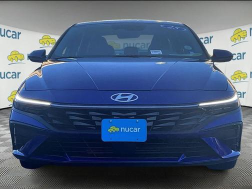 2025 Hyundai ELANTRA SEL