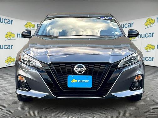 2022 Nissan Altima SR FWD