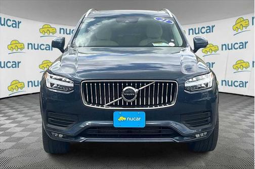 2021 Volvo XC90 T6 Momentum