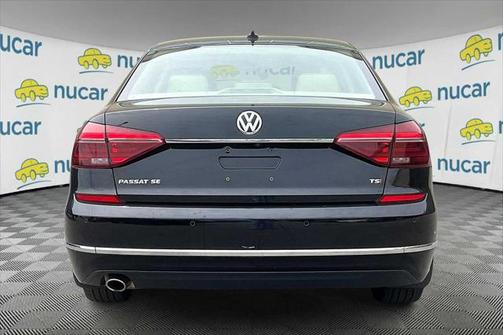 2017 Volkswagen Passat 1.8T SE w/Technology