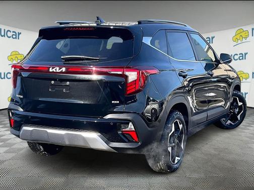 2025 Kia Seltos EX