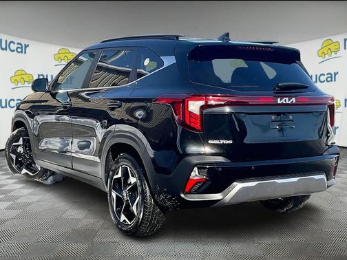 2025 Kia Seltos EX