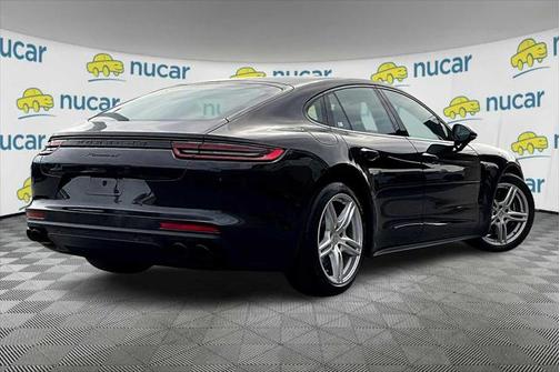 2020 Porsche Panamera 4