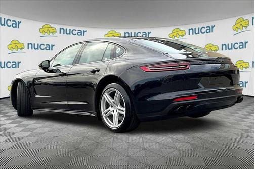 2020 Porsche Panamera 4