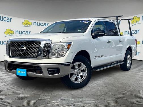 2018 Nissan Titan SV