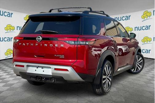 2022 Nissan Pathfinder Platinum 4WD