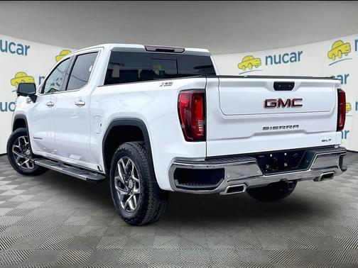 2022 GMC Sierra 1500 SLT