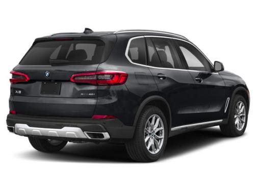 2022 BMW X5 M50i