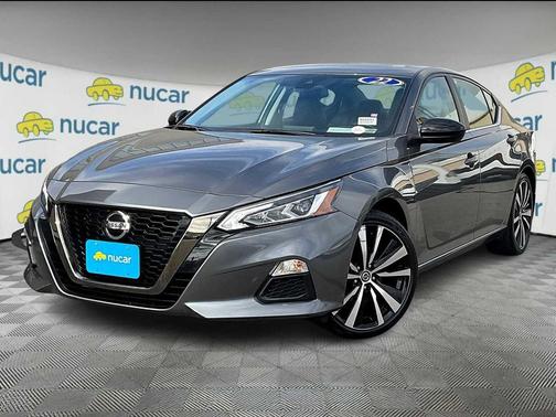 2021 Nissan Altima SR FWD