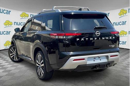 2022 Nissan Pathfinder Platinum 4WD