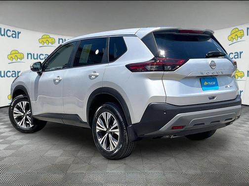 Brilliant Silver Metallic 2023 Nissan Rogue SV