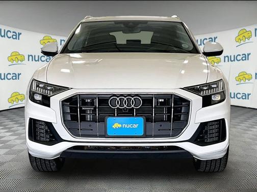 Carrara White 2023 Audi Q8 55 Premium