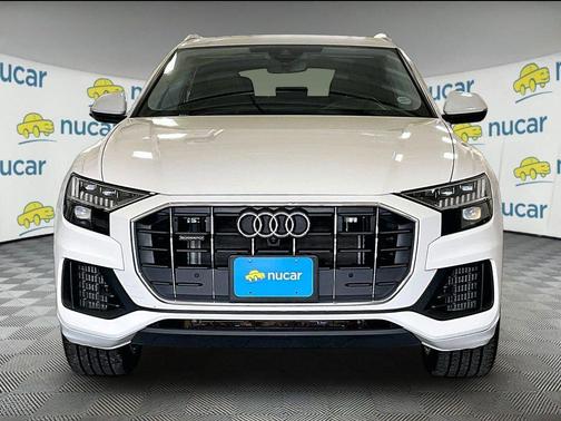 Carrara White 2023 Audi Q8 55 Premium